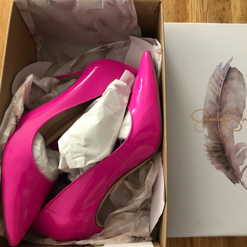 Jessica Simpson Women's Setria Pointed-Toe Slip-On Pumps 7.5